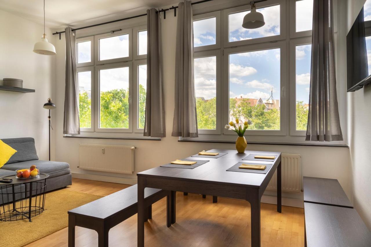 Central +3Br +Big Living Room Next To U-Station Berlin Bagian luar foto
