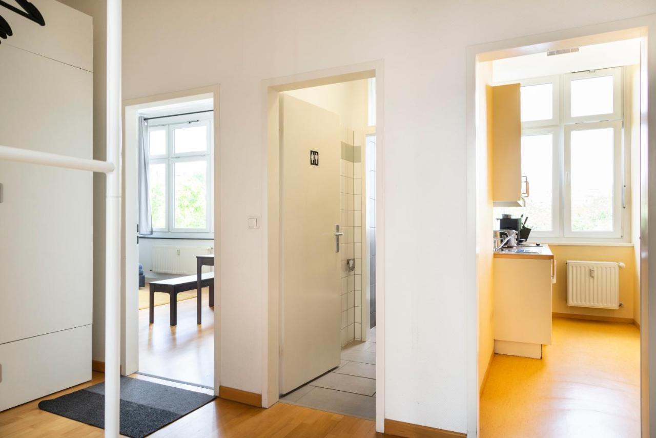 Central +3Br +Big Living Room Next To U-Station Berlin Bagian luar foto