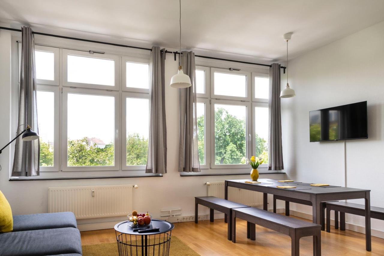 Central +3Br +Big Living Room Next To U-Station Berlin Bagian luar foto
