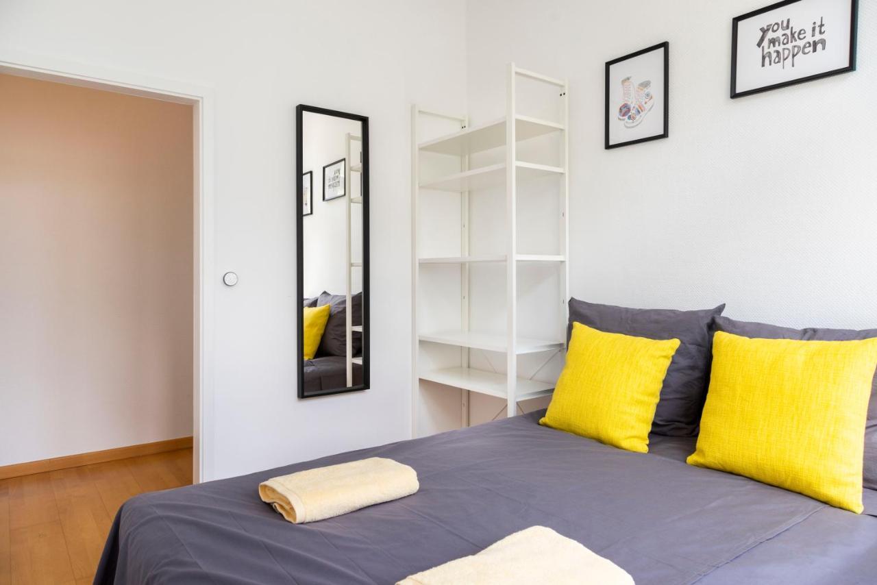 Central +3Br +Big Living Room Next To U-Station Berlin Bagian luar foto